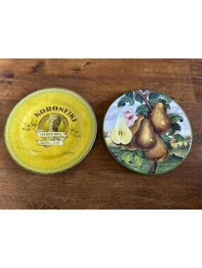 Villa d'Este Italy Ceramic Plate with Pear Design and Olive Oil Plate Set of 2